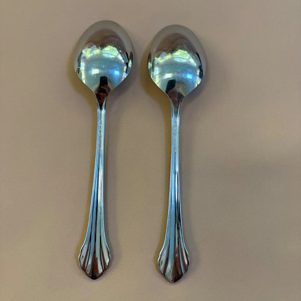 Oneida Community Clarette Stainless Steel Set 2 Place/Oval Soup Spoon 6 7/8 in
